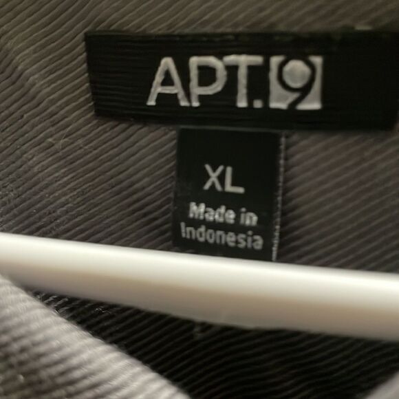 Men’s button down shirt - Picture 4 of 4